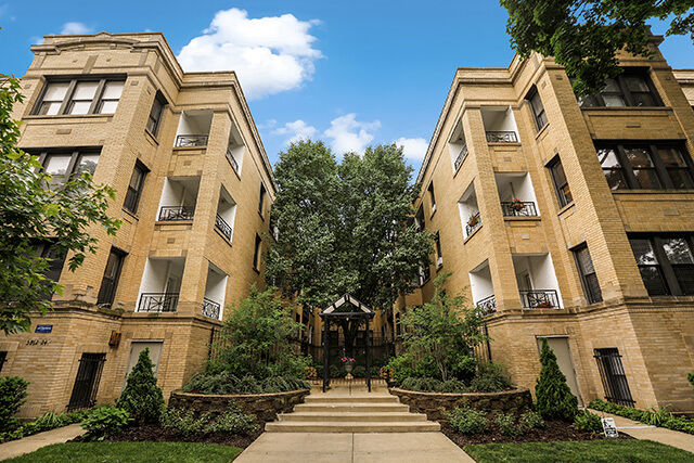 Property Photo:  5924 N Paulina Street 2E  IL 60660 