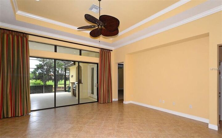 Property Photo:  13970 Siena Loop  FL 34202 