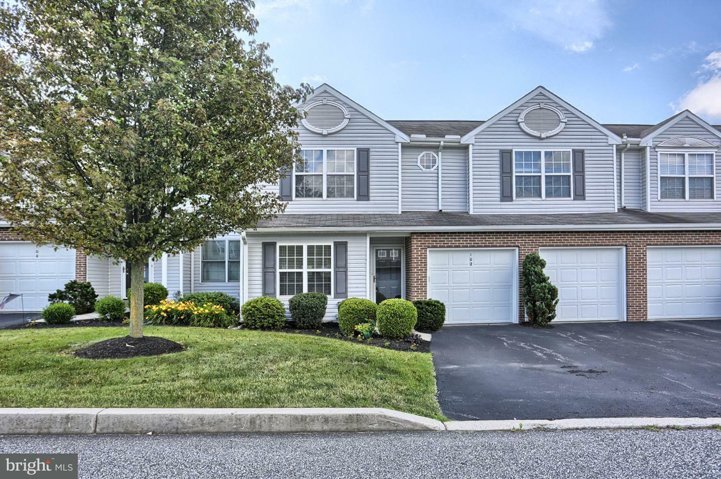 Property Photo:  102 Merlin Drive  PA 17036 