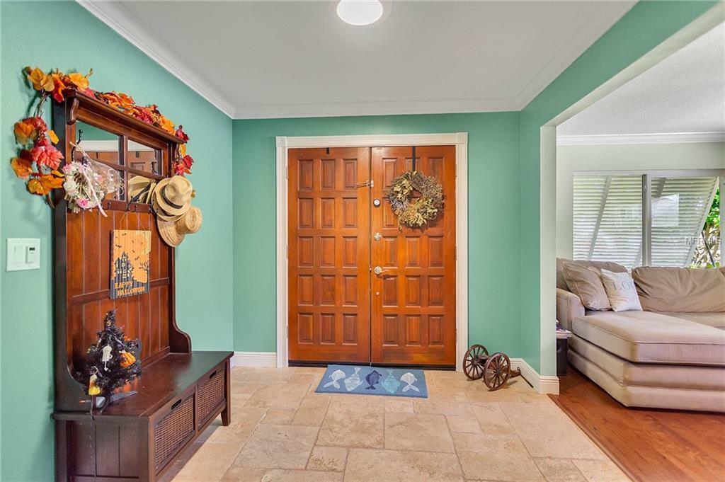 Property Photo:  952 Fairway Drive  FL 32792 