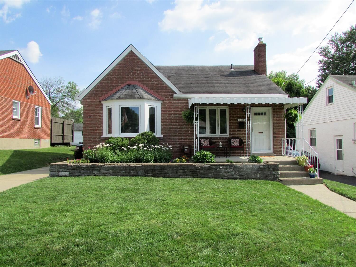 Property Photo: 3819 Gardner Avenue OH 45236