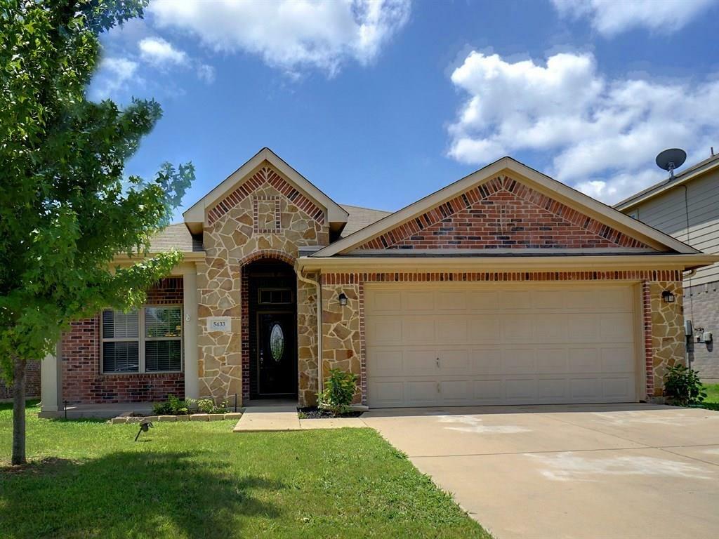 Property Photo:  5433 Northfield Drive  TX 76179 