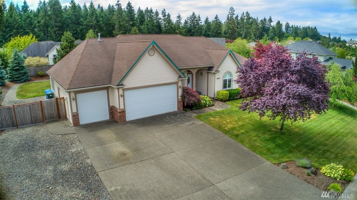 Property Photo: 8945 23rd Wy SE WA 98513