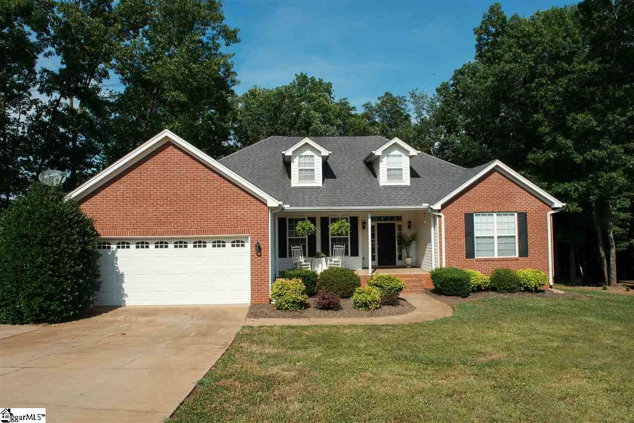Property Photo: 304 Andella Drive SC 29651