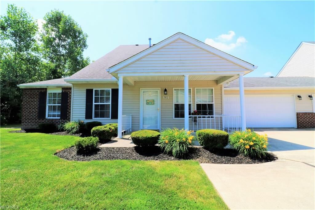 Property Photo:  760 North Creek Drive  OH 44077 