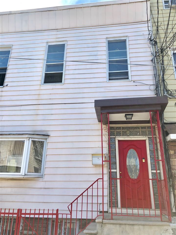 Property Photo: 67 Hancock Ave 2 NJ 07307