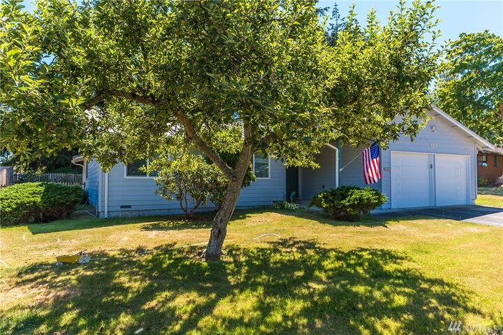 833 SW 2nd Ave  Oak Harbor WA 98277 photo