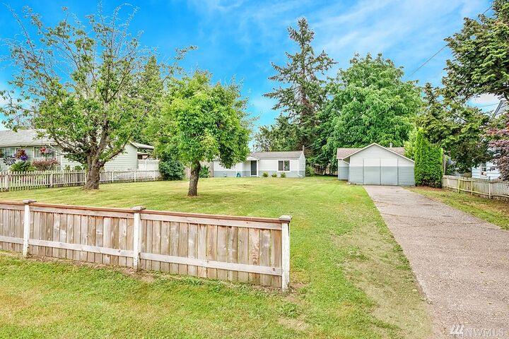 Property Photo:  12418  78th Avenue S  WA 98178 