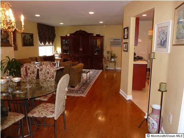 Property Photo:  40 Meadow Green Circle K  NJ 07726 