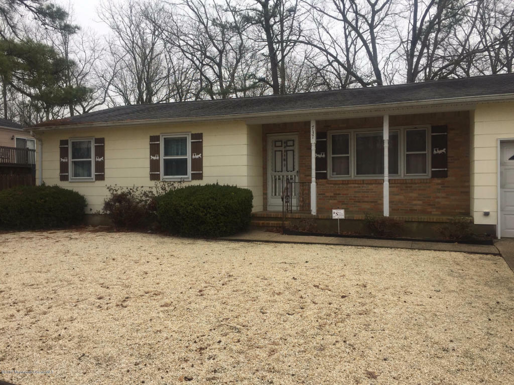 Property Photo:  737 Eagleswood Place  NJ 08731 