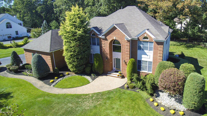 8 Brandywine Court  Manalapan NJ 07726 photo