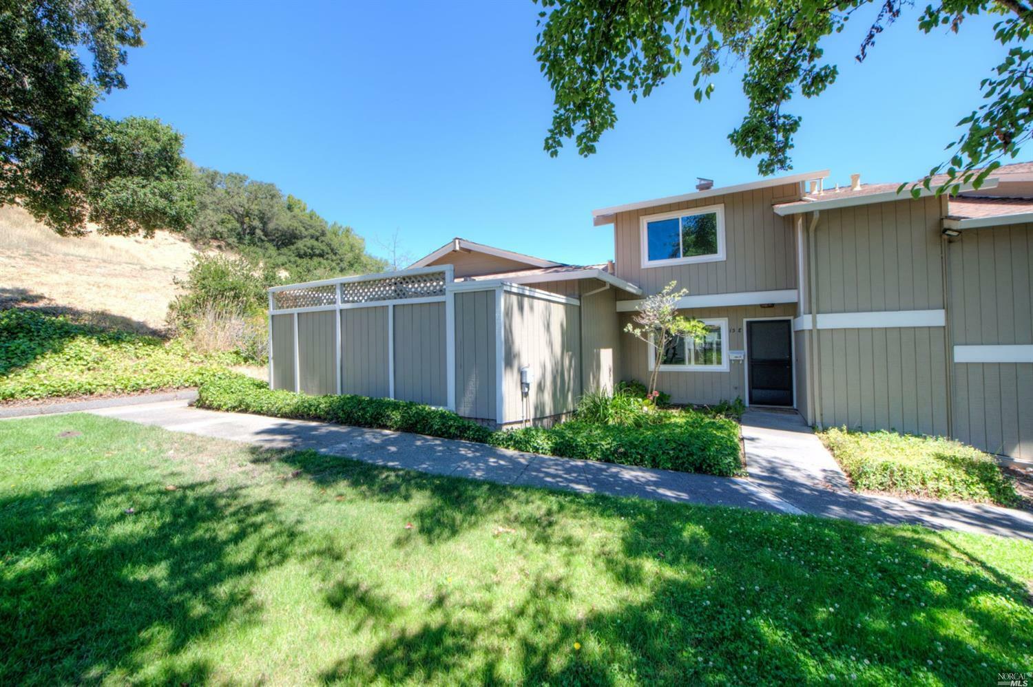 Property Photo: 15 E Oliva Drive CA 94947