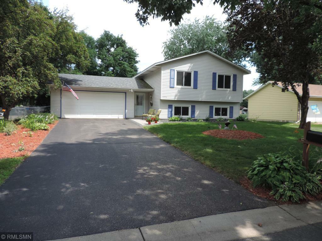 Property Photo: 7479 Ivystone Avenue S MN 55016