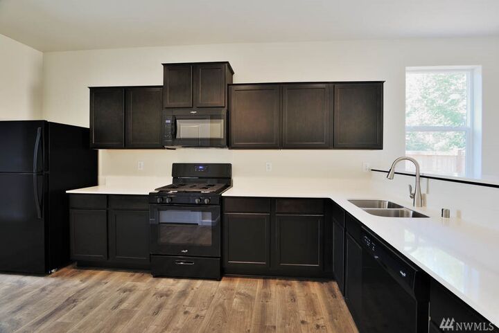 Property Photo: 164 Grennan Lane N WA 98022