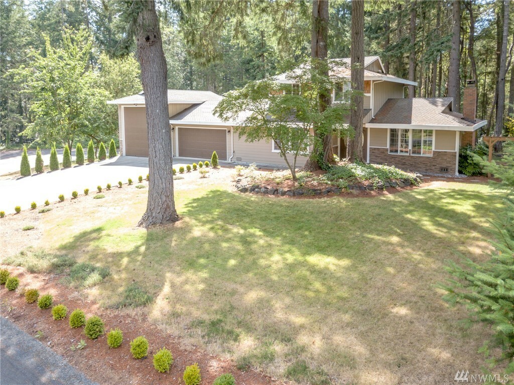 Property Photo:  6416 Valley View Dr NW  WA 98335 