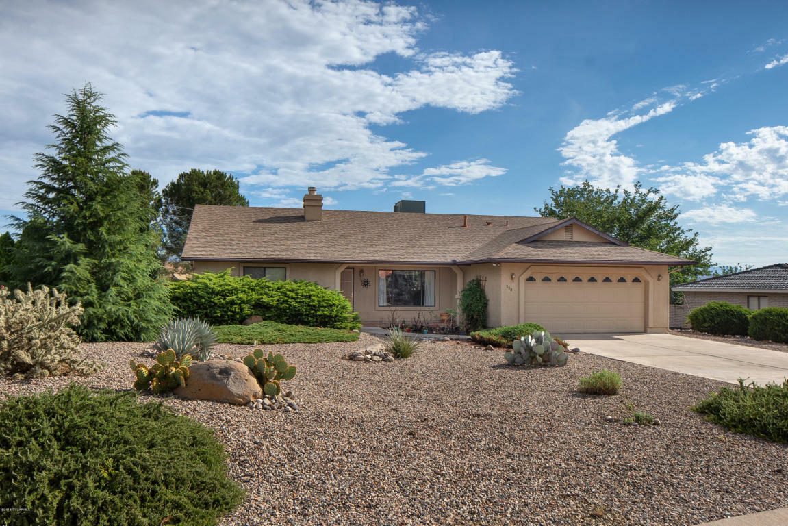 Property Photo:  520 Everett Lane  AZ 86324 