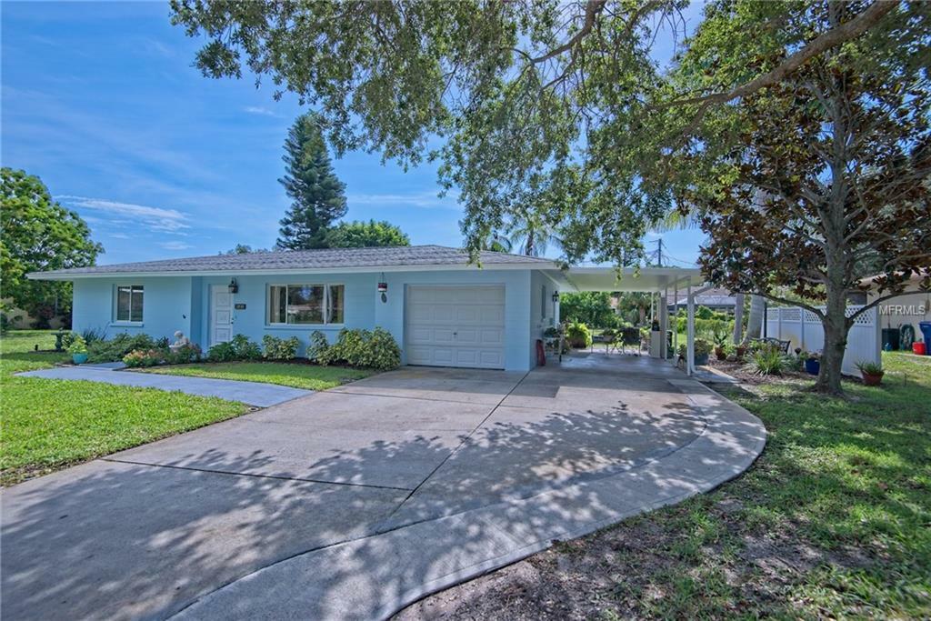 Property Photo: 803 61st Street NW FL 34209