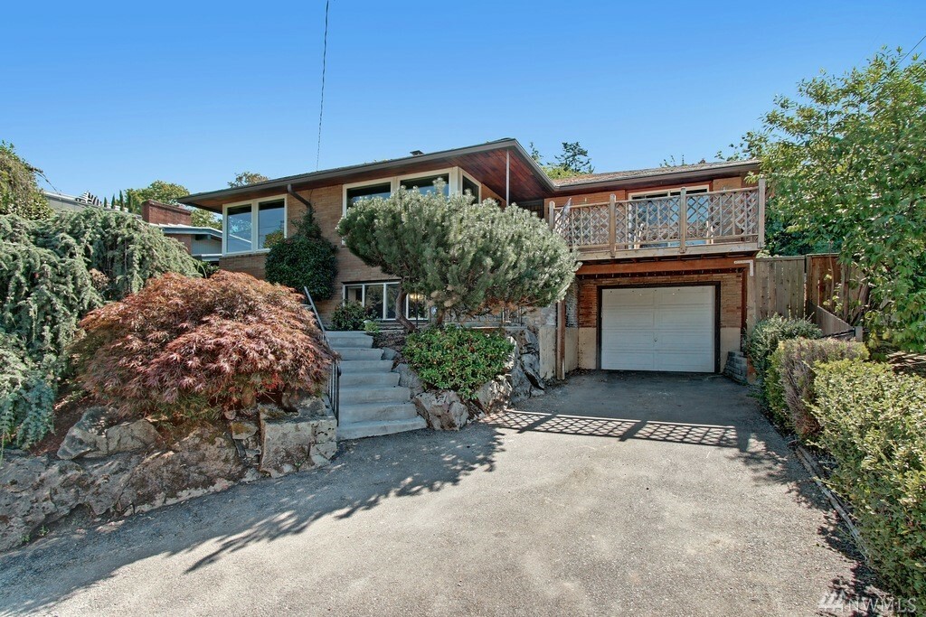 Property Photo:  5721 Wilson Ave S  WA 98118 