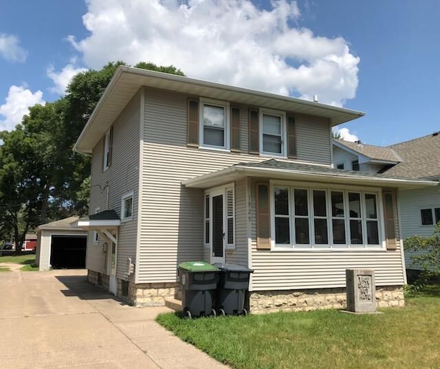 Property Photo:  1929 State St  WI 54601 