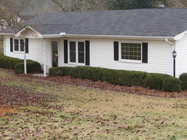 Property Photo:  201 Anon Drive  SC 29349 