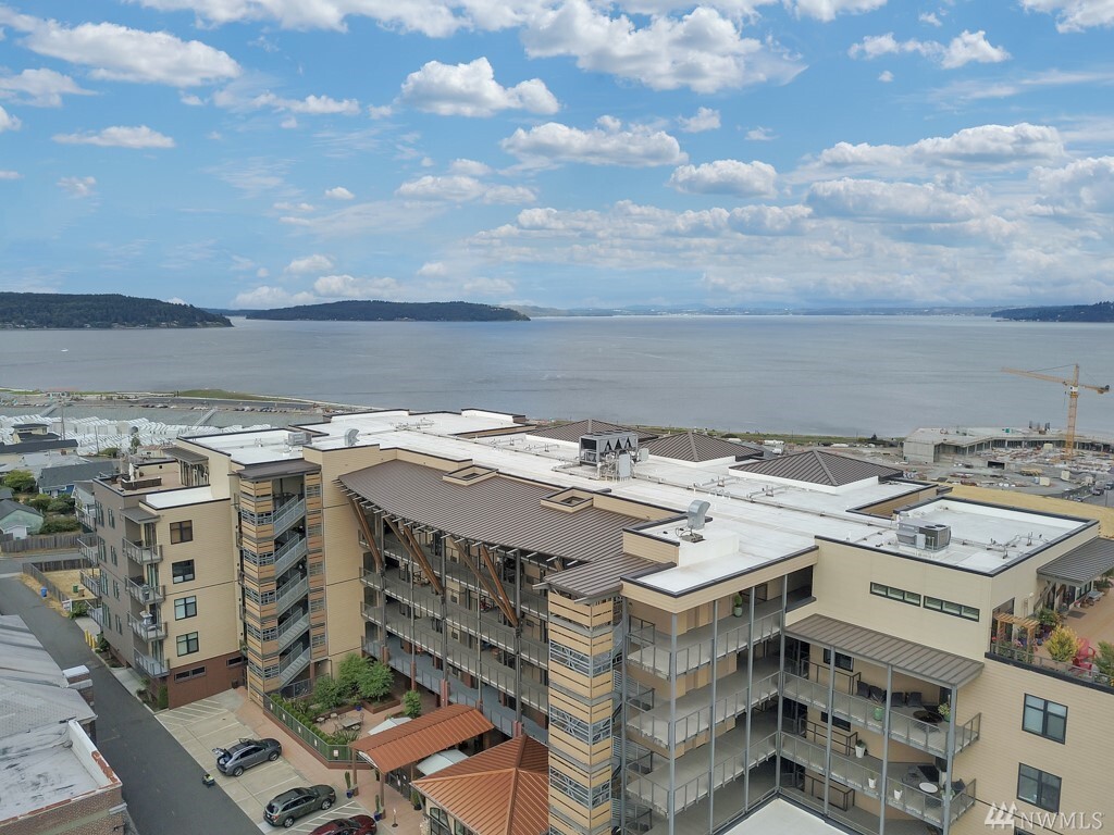 Property Photo: 5204 N Bennett 608 WA 98407