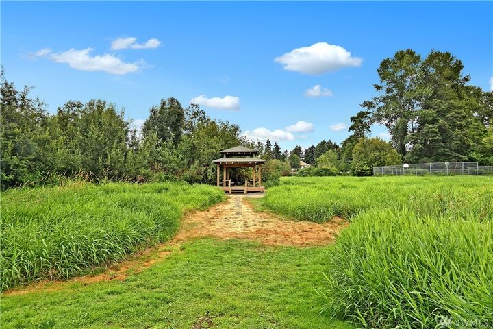 Property Photo: 7210 NE 171st Lane WA 98028