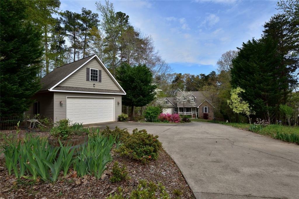 Property Photo:  112 Buckeye Trail  SC 29626 