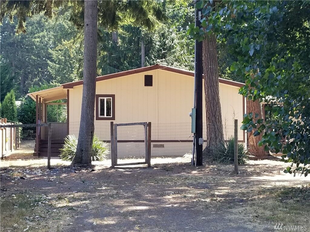 Property Photo: 8411 Aspen Ct SE WA 98597