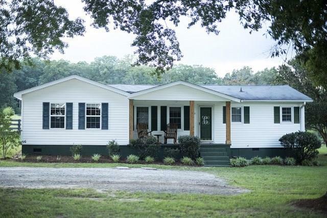 Property Photo:  540 Pine Thicket Road  SC 29657 