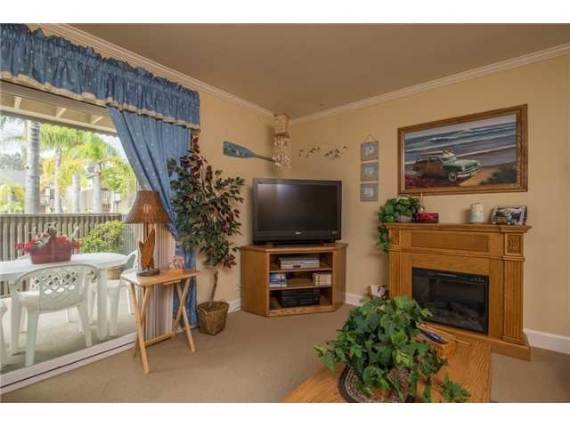 Property Photo:  8537 Villa La Jolla Dr F  CA 92037 