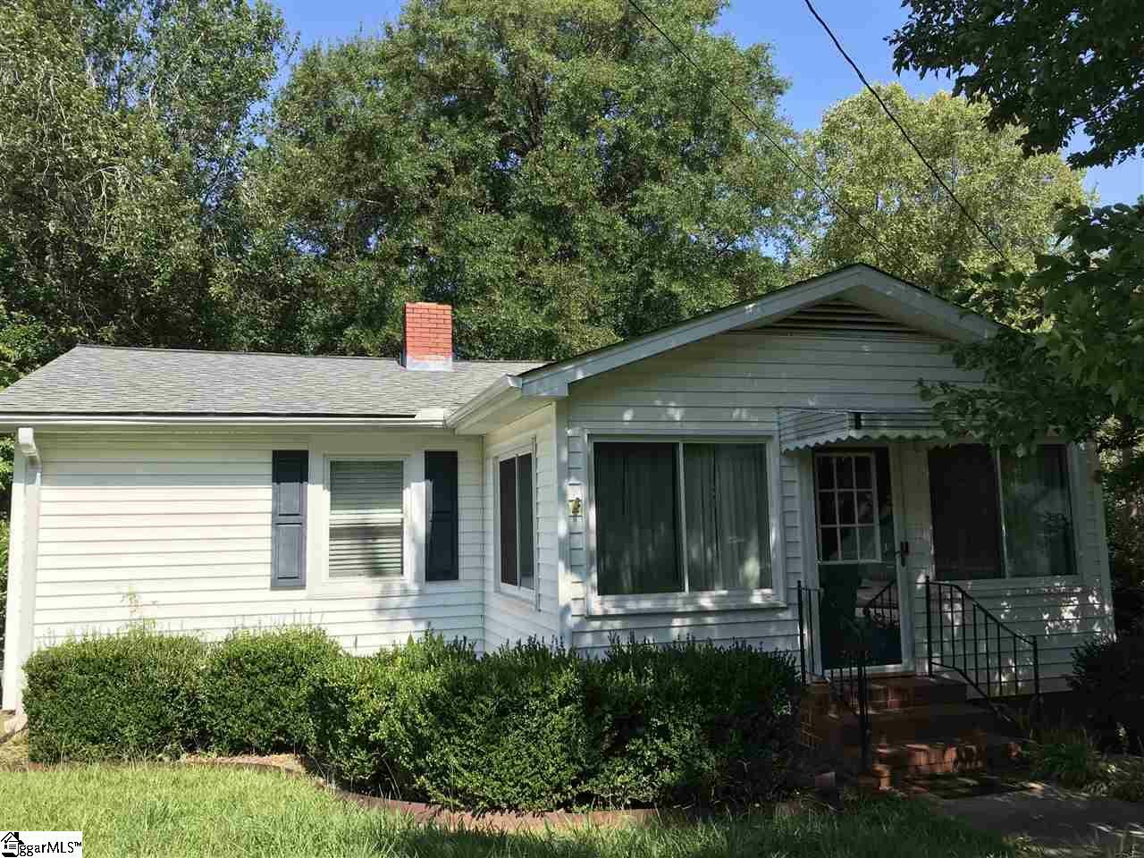 Property Photo:  306 Owings Street  SC 29360 