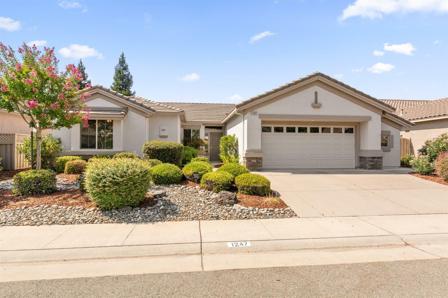 Property Photo:  1247 Picket Fence Lane  CA 95648 