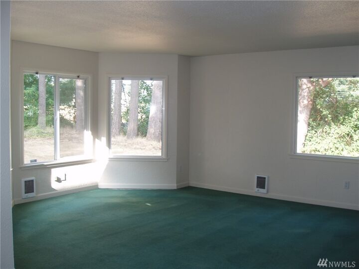 Property Photo:  3706 48th St E  WA 98443 