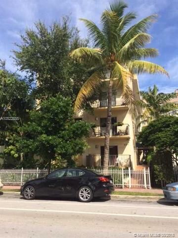 Property Photo: 821 Euclid Ave 402 FL 33139