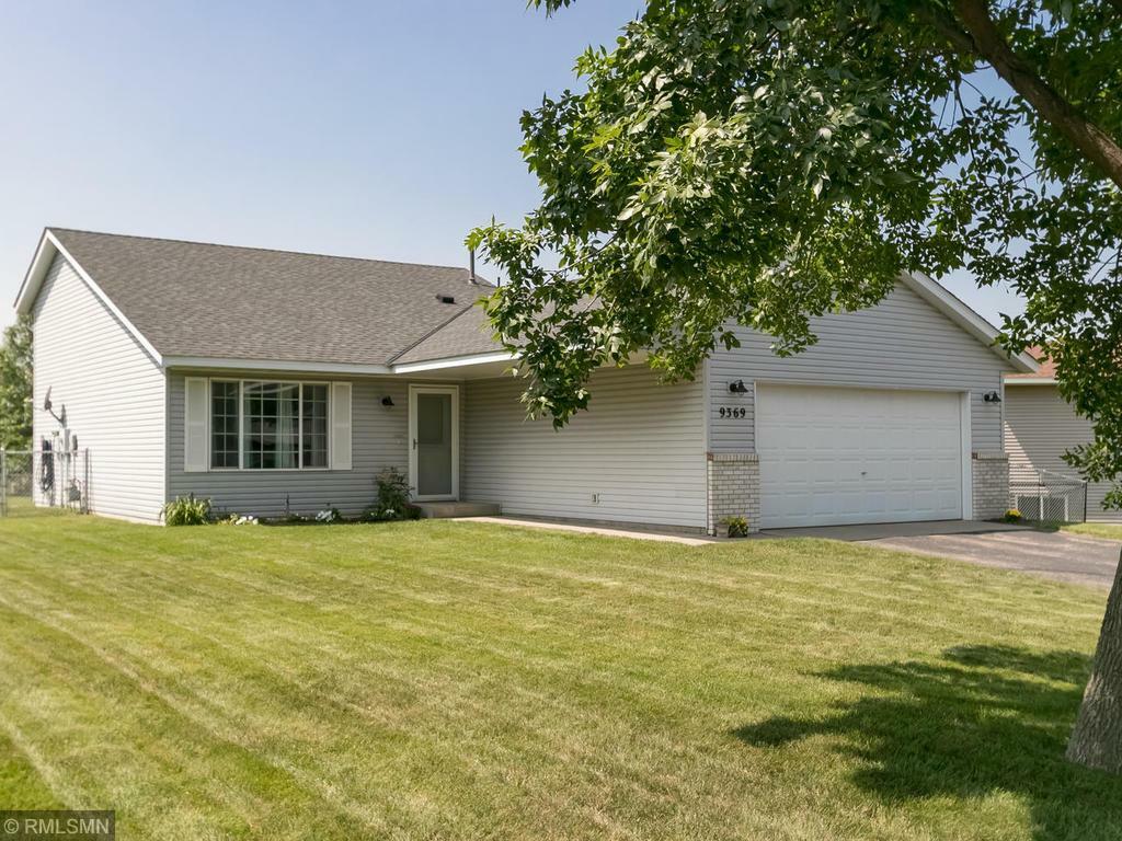 Property Photo: 9369 Oriole Lane MN 55362