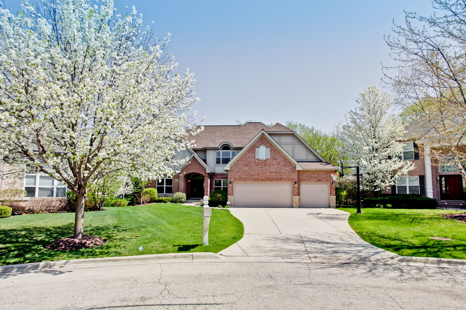 Property Photo:  2172 Beaver Creek Drive  IL 60061 