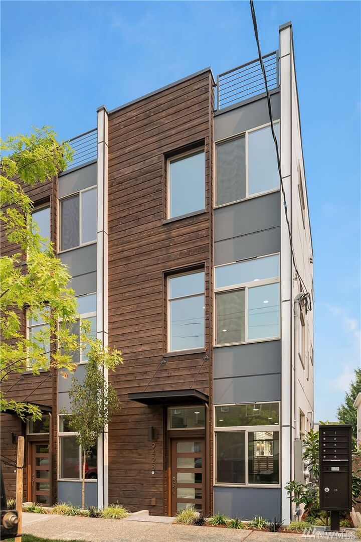 9428 Linden Ave N  Seattle WA 98103 photo