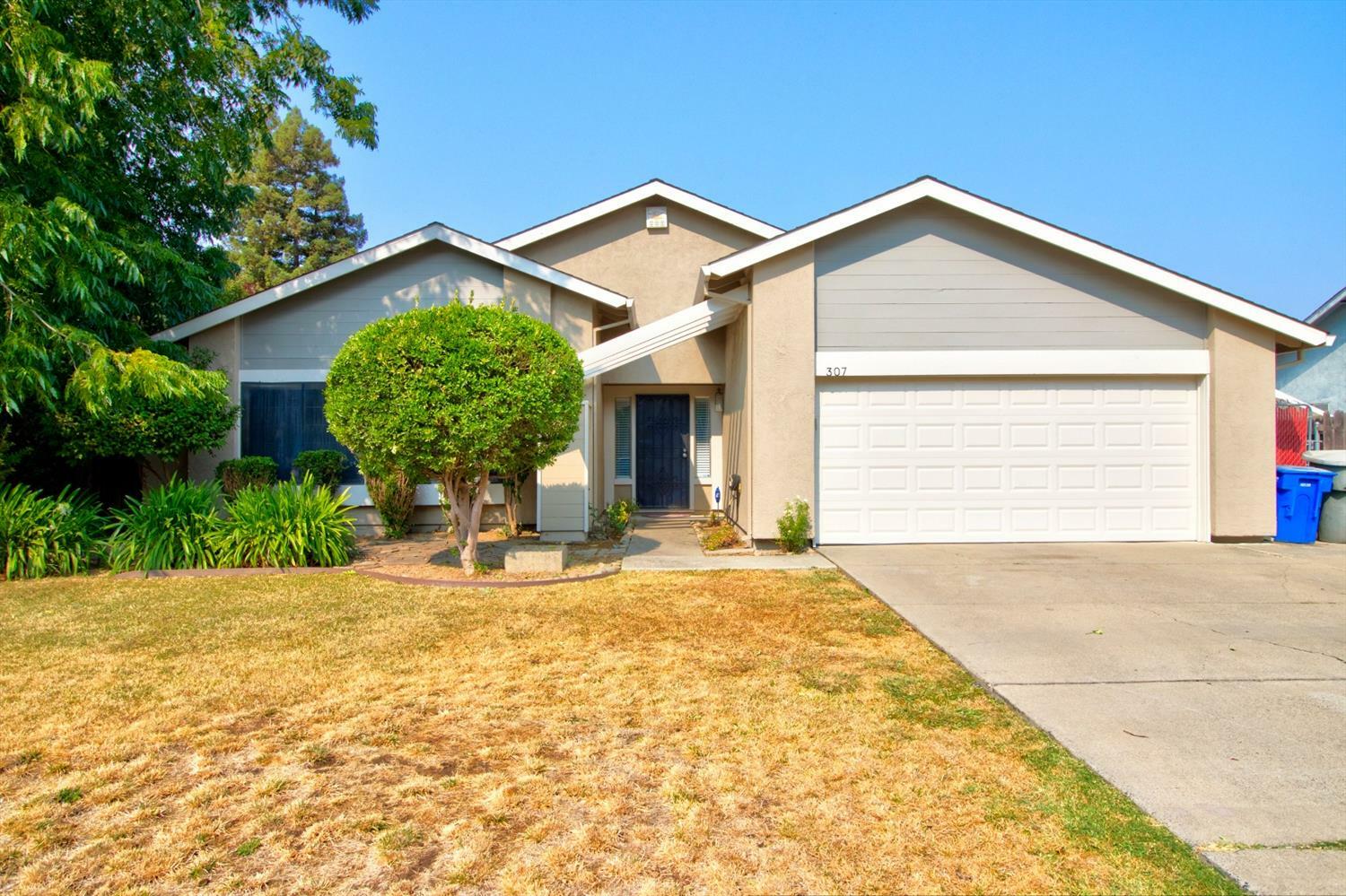 Property Photo:  3071 Prince Henry Drive  CA 95833 