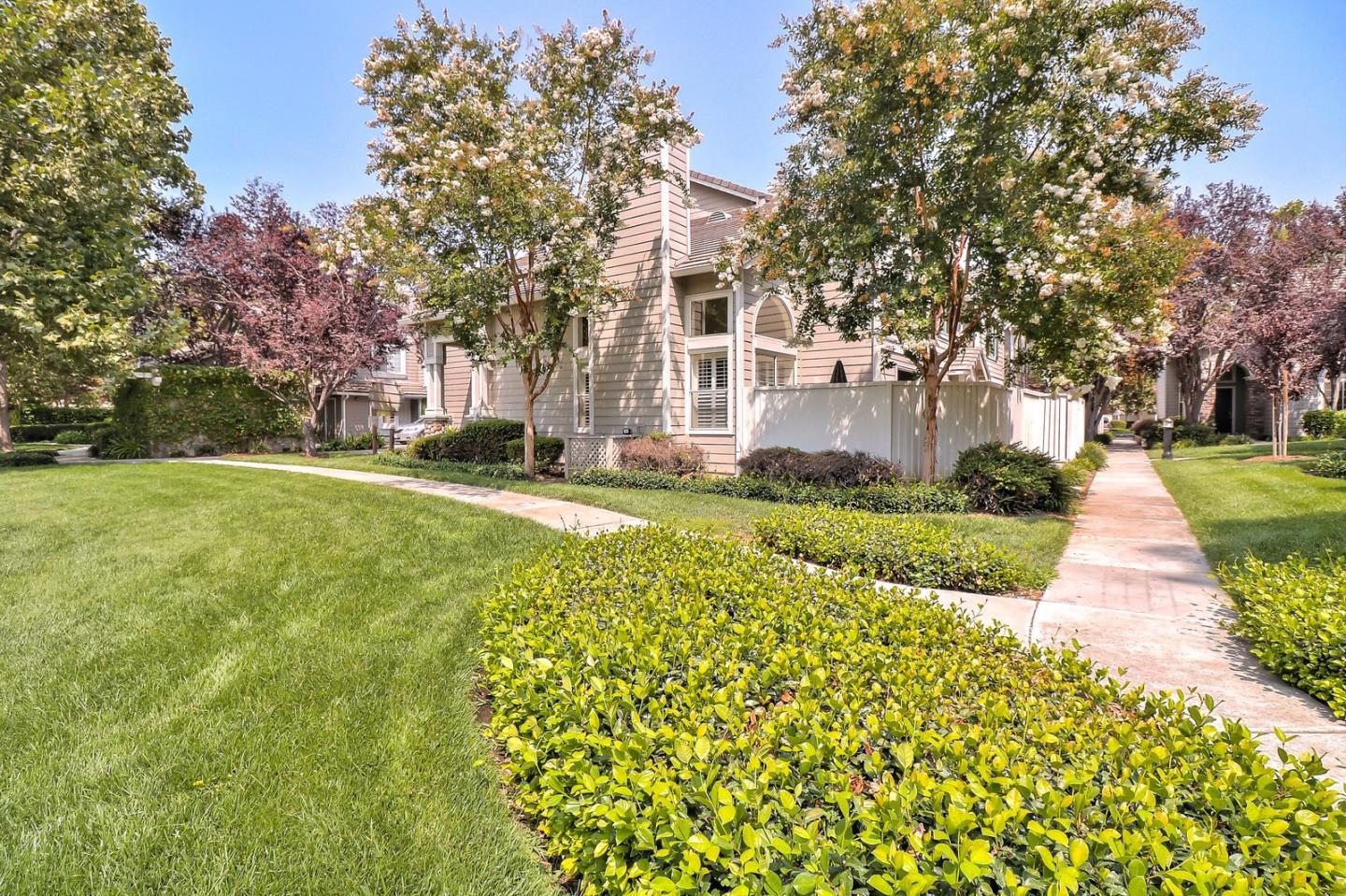 Property Photo: 6184 Lavendula Way CA 95119