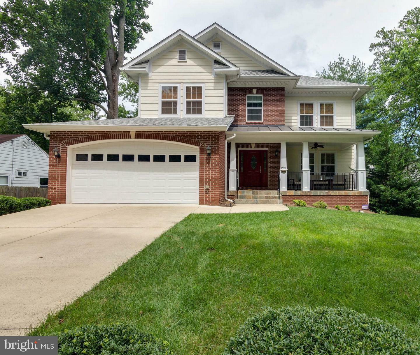 Property Photo:  1931 Hillside Drive  VA 22043 