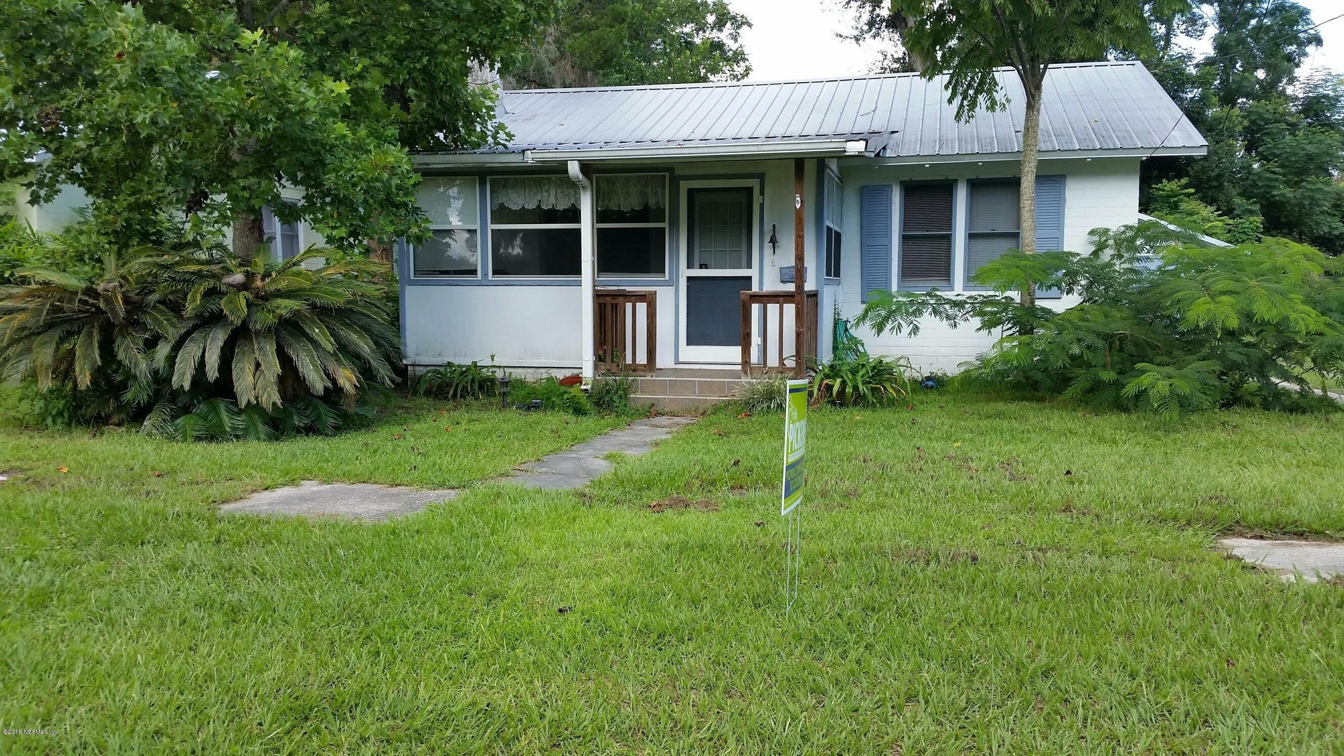 Property Photo:  412 Chestnut Street  FL 32112 