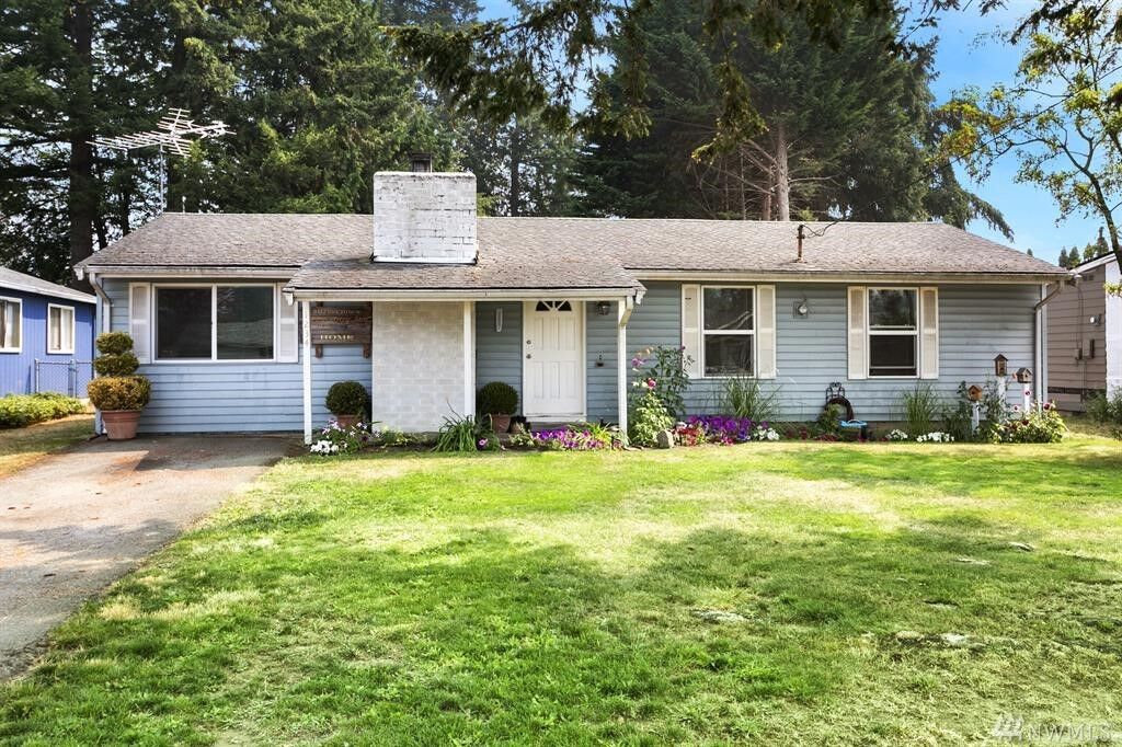 Property Photo: 1234 Beach Ave WA 98270