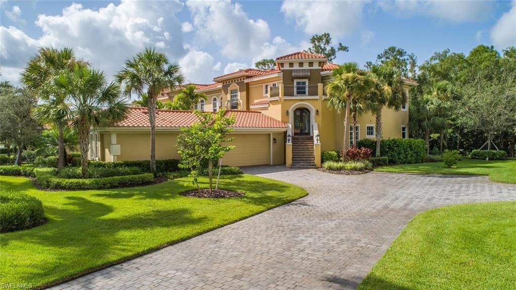 Property Photo:  28550 Calabria Ct 202  FL 34110 