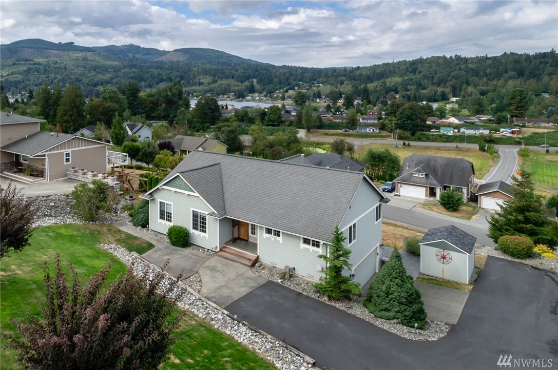 Property Photo:  17014 Trout Dr  WA 98274 