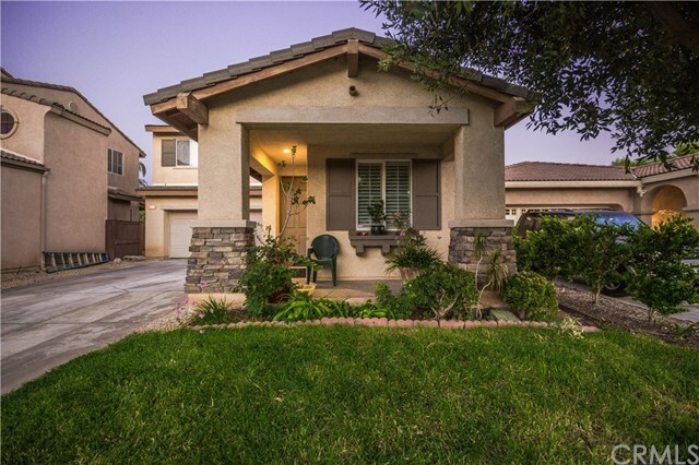 Property Photo:  3906 Albillo Loop  CA 92571 