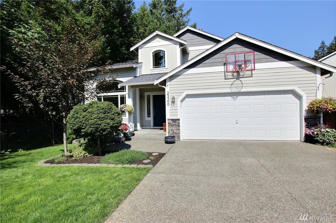 Property Photo:  23300 SE 269th St  WA 98038 