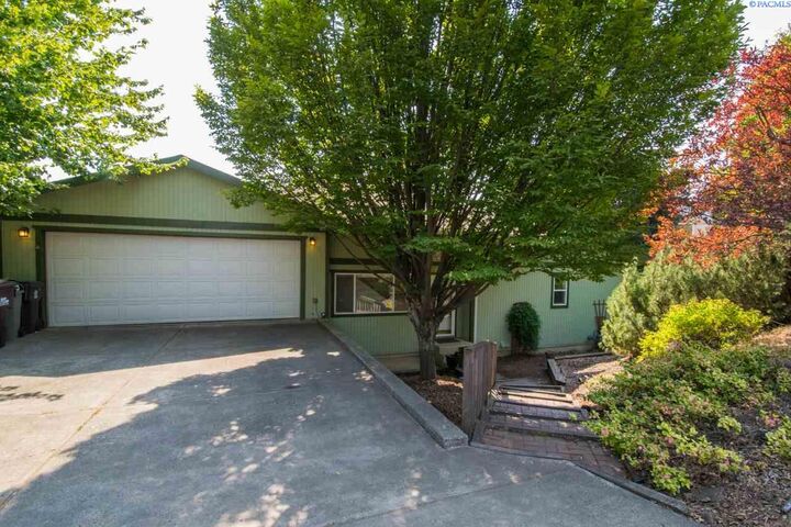 315 SW Mountain View  Pullman WA 99163 photo