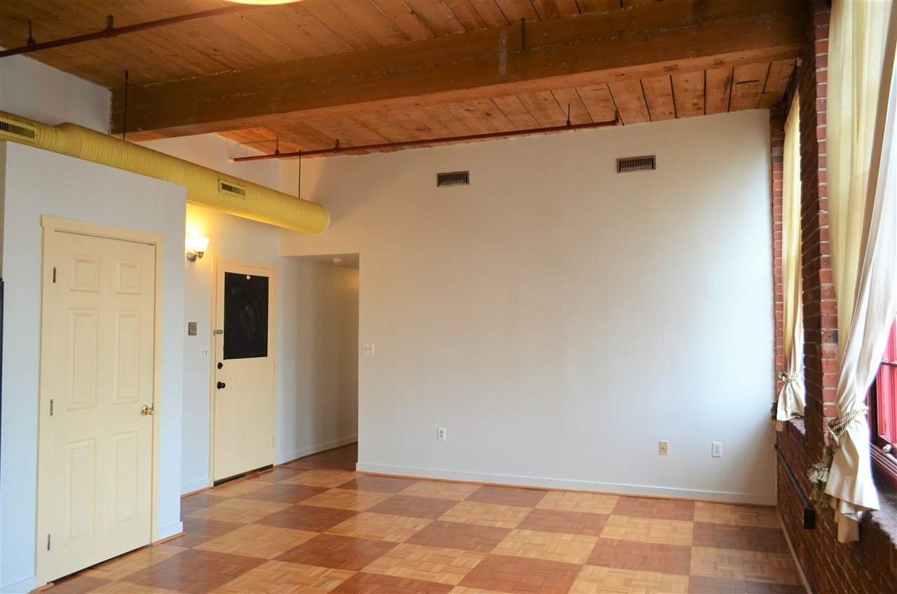 Property Photo:  470 Silver Street 320  NH 03103 