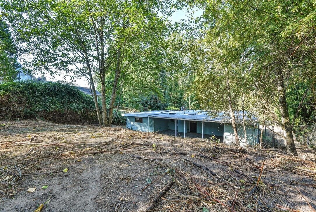 Property Photo: 15336 Juanita Drive NE WA 98028