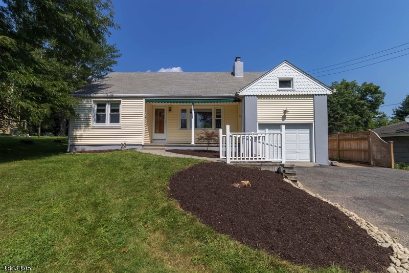 Property Photo:  19 Fairview Ave 1  NJ 08809 